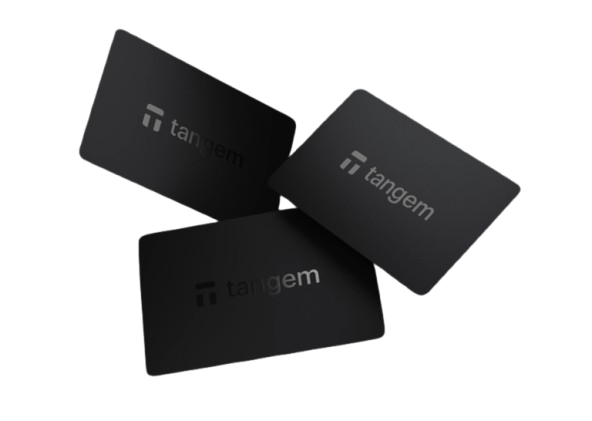 Ексклузивно: Tangem Wallet с 3 карти